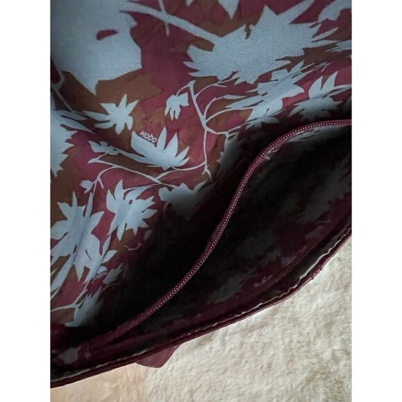 HOBO Daria Womens leather crossbody shoulder bag purse Winter Berry Color - Picture 9 of 14